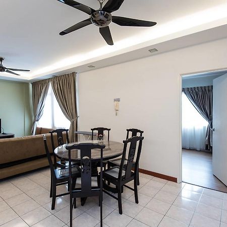 Rusnoor Homestay Bukit Jelutong Σαχ Αλάμ Εξωτερικό φωτογραφία